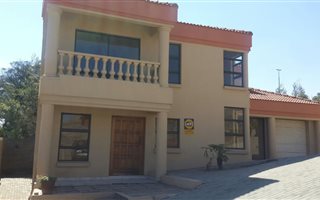 4 Bedroom House in Winchester Hills