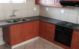 2 Bedroom Apartment in Veld En Vlei