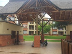 4 Bed Flat in Montana Tuine