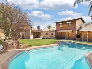 7 Bed House in Eastmead