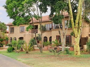4 Bed House in Centurion Golf Estate