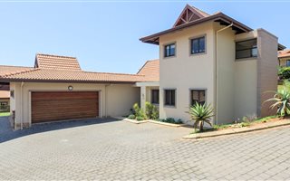 3 Bedroom Apartment in Umhlanga Rocks
