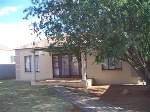 2 Bedroom Townhouse in Flamwood