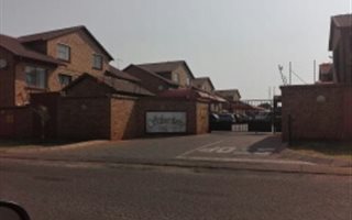 2 Bedroom Townhouse in Dalpark