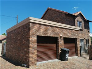 2 Bed Townhouse in Claremont