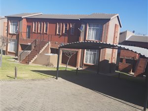 2 Bed Apartment in Honeydew
