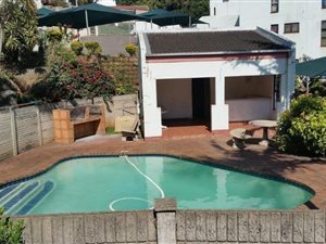 2 Bed Apartment in Sea View