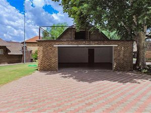 3 Bed House in Vanderbijlpark CE