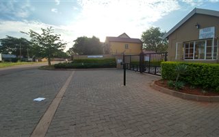 2 Bedroom Apartment in Eldorette