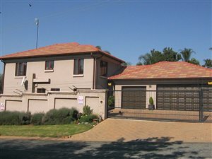 3 Bed Duet in Erasmusrand