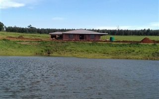 8.7 ha Farm in Currys Post