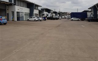 700 m² Commercial space in Mt Edgecombe