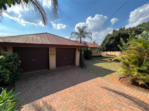 3 Bed House in Kwaggasrand