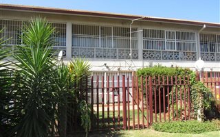 2 Bedroom Townhouse in Brackendowns