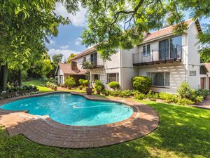 4 Bed House in Darrenwood
