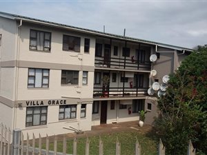 2 Bed Apartment in Freeland Park
