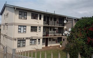 2 Bedroom Apartment in Freeland Park