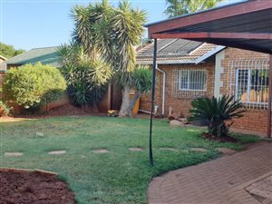 4 Bed House in Doornpoort and surrounds