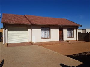 2 Bed House in Jouberton