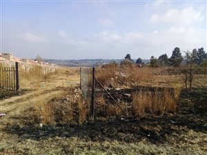 2.2 ha Land available in Rynfield AH