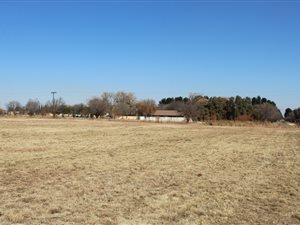 2.4 ha Land available in Glendonald AH