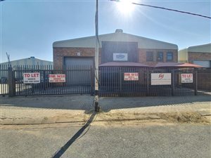 700 m² Industrial space in Robertsham