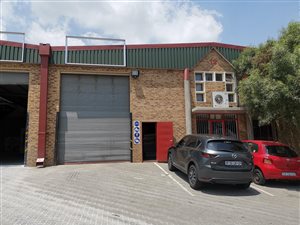 524 m² Industrial space in Louwlardia