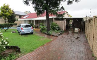 3 Bedroom House in Hurlyvale