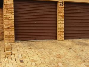 2 Bed Cluster in Honeydew Manor