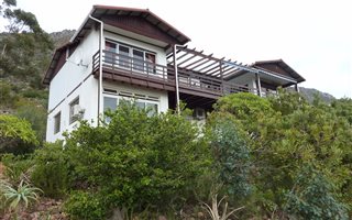 2 Bedroom House in Mountainside