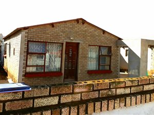 2 Bedroom House in Motherwell