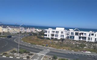3 Bedroom Apartment in Big Bay