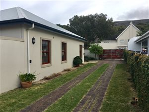 5 Bed House in Eastcliff