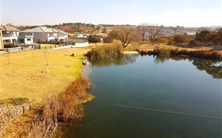 910 m² Land available in Cedar Creek