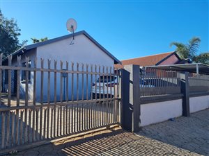 2 Bed House in Soshanguve