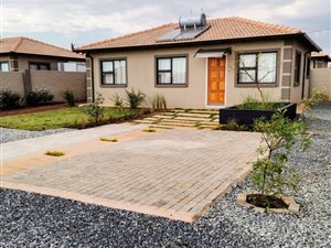 3 Bed House in Vosloorus