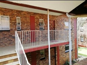2 Bed Flat in La Montagne