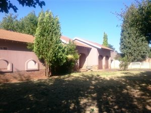 3 Bed House in Doringkruin