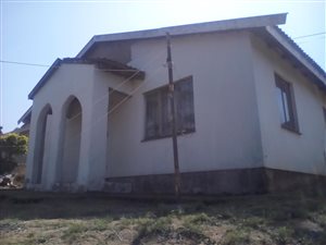 3 Bed House in KwaMashu