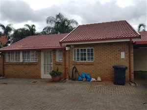 3 Bed House in Florauna
