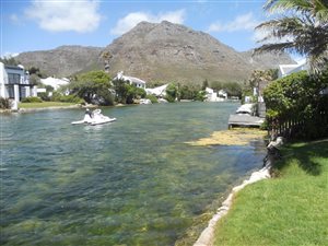 4 Bedroom House in Marina Da Gama