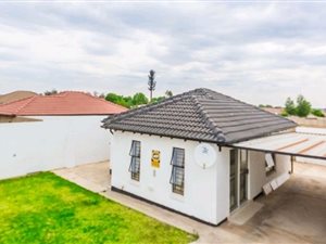 2 Bed House in Goudrand