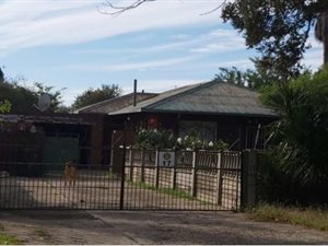 3 Bed House in Dunnottar