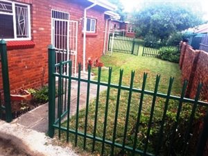 3 Bed Townhouse in Elandsrand