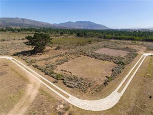 400 m² Land available in Bot River