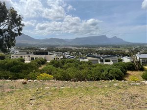 1128 m² Land available in Stonehurst Mountain Estate