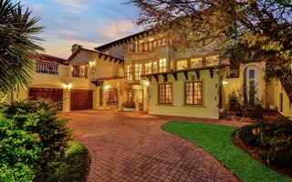 4 Bedroom House in Featherbrooke Estate