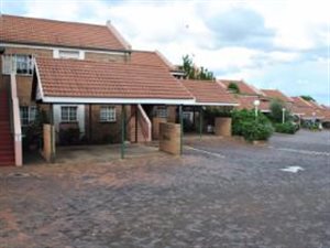 1 Bed Apartment in Zwartkop