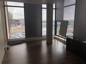 460 m² Commercial space in Constantia Kloof