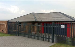 3 Bedroom House in Modelpark